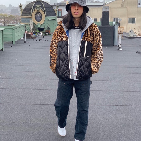 Sandy Liang Dean Leopard Print Fleece - Picture 2 of 5